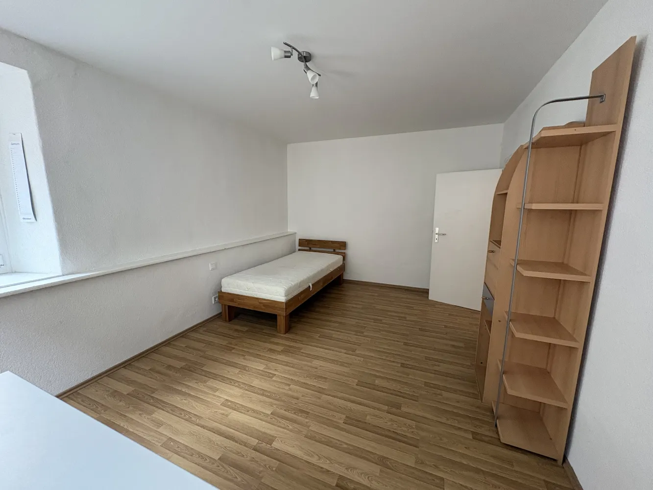 3 Zimmer Wohnung mit 100 m² in Hof – Bild 4