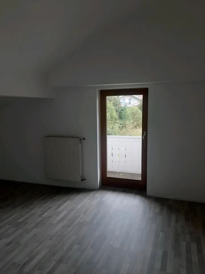 2 Zimmer Wohnung mit 159 m² in Deggendorf – Bild 3