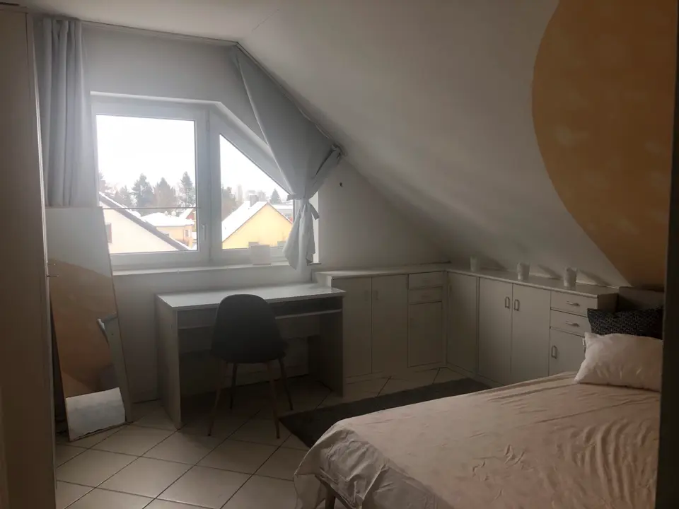 WG-Zimmer mit 15 m² in Schwabach – Bild 2