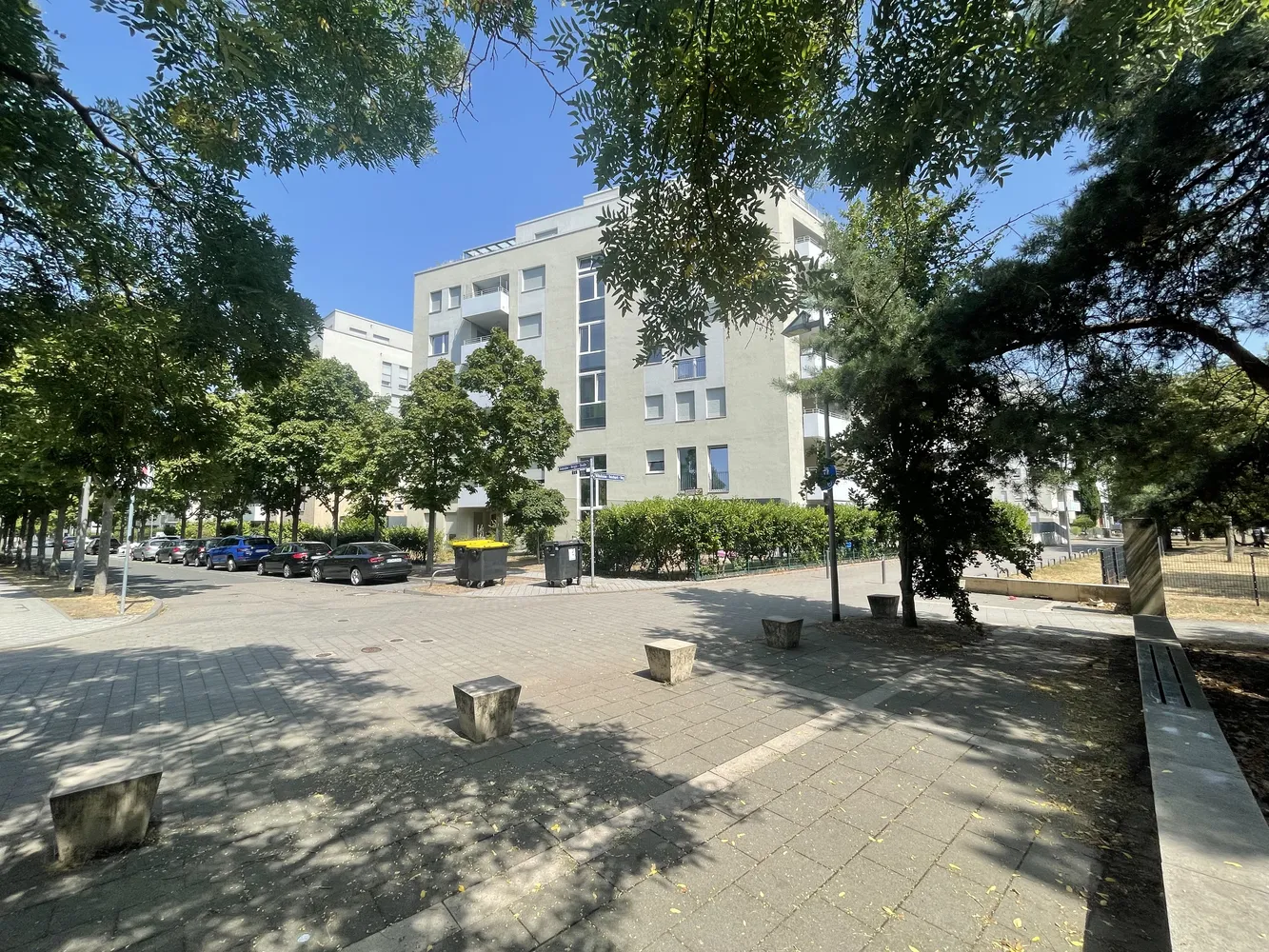 3 Zimmer Wohnung mit 82 m² in Frankfurt am Main – Bild 1