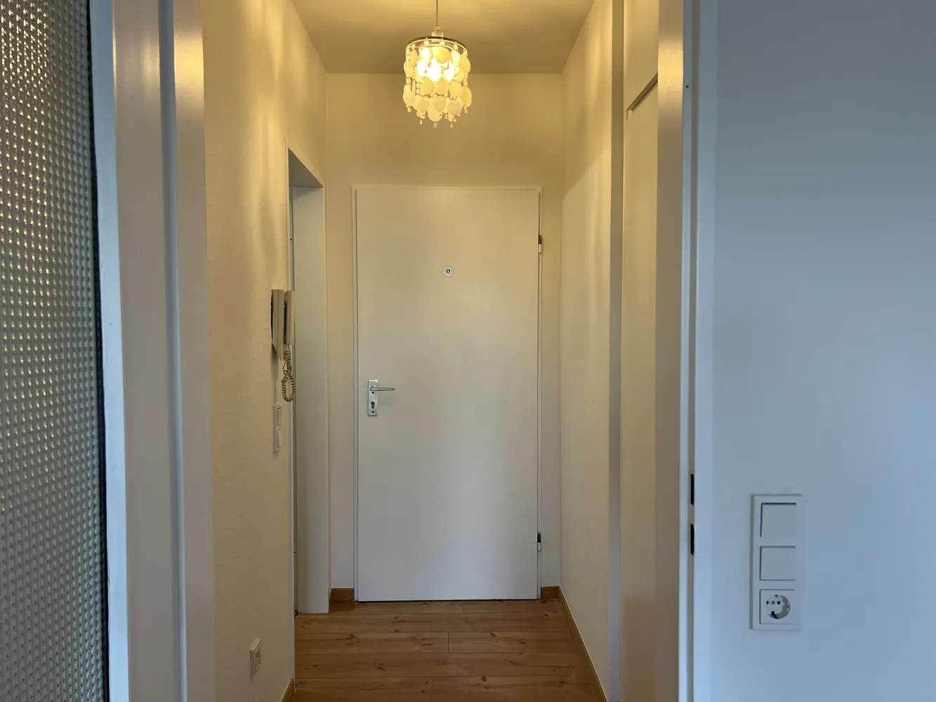 1 Zimmer Wohnung mit 32 m² in Köln – Bild 2