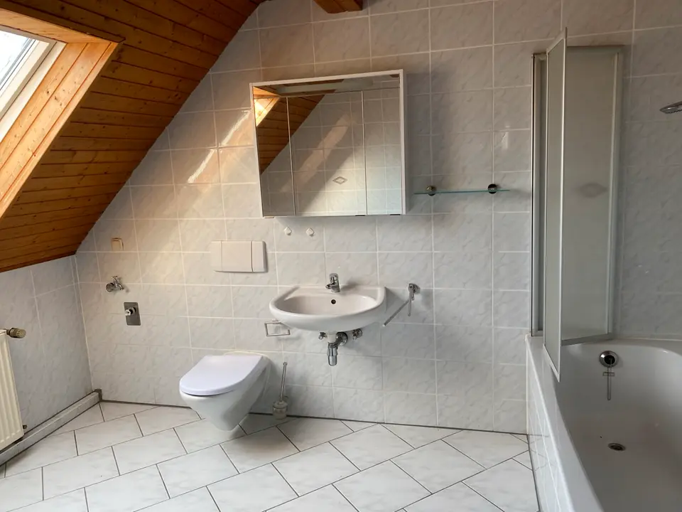 3 Zimmer Wohnung mit 60 m² in Suhl – Bild 5