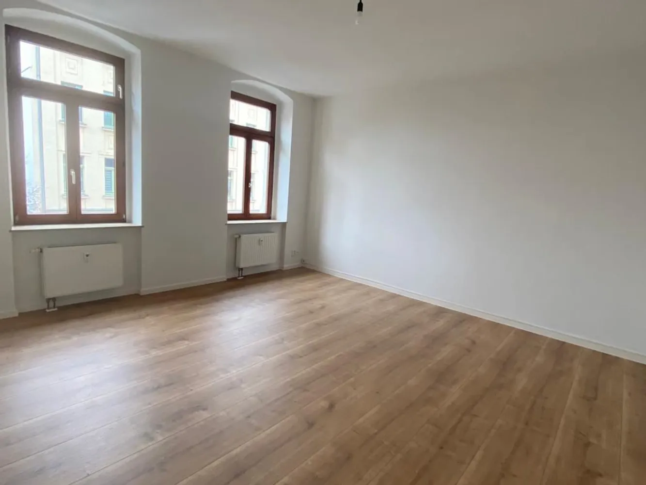 7 room apartment with 147 m² in Chemnitz – Photo 1