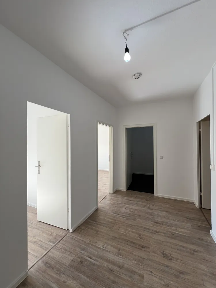 6 Zimmer Wohnung mit 125 m² in Chemnitz – Bild 1