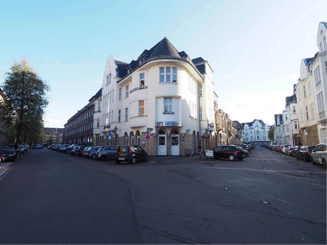 3 Zimmer Wohnung mit 107 m² in Düsseldorf – Bild 1