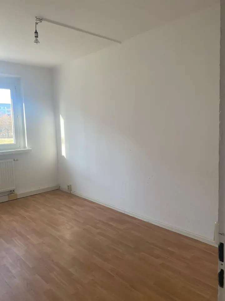 3 Zimmer Wohnung mit 70 m² in Borna – Bild 2