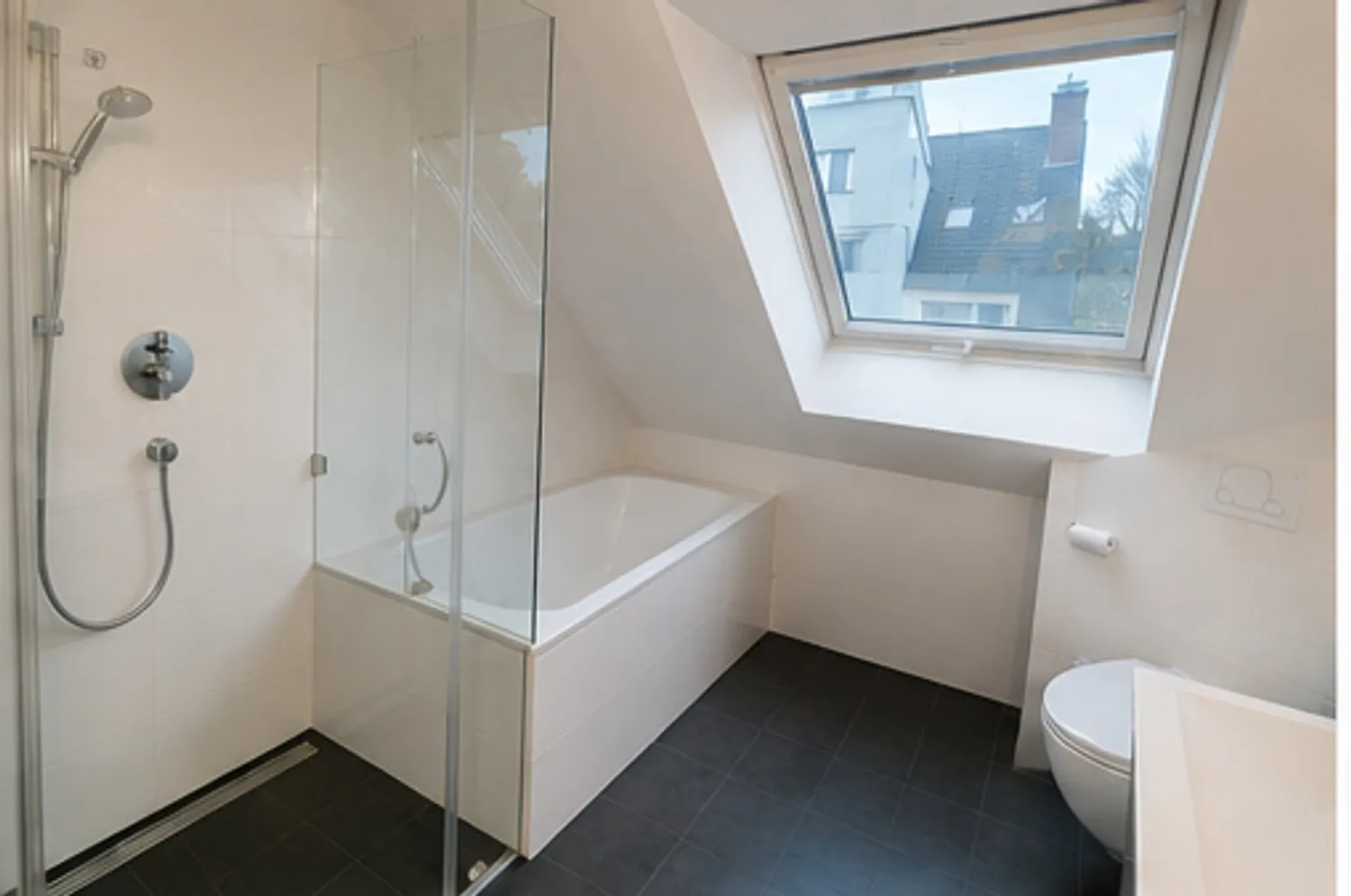 4 Zimmer Wohnung mit 111 m² in München – Bild 6