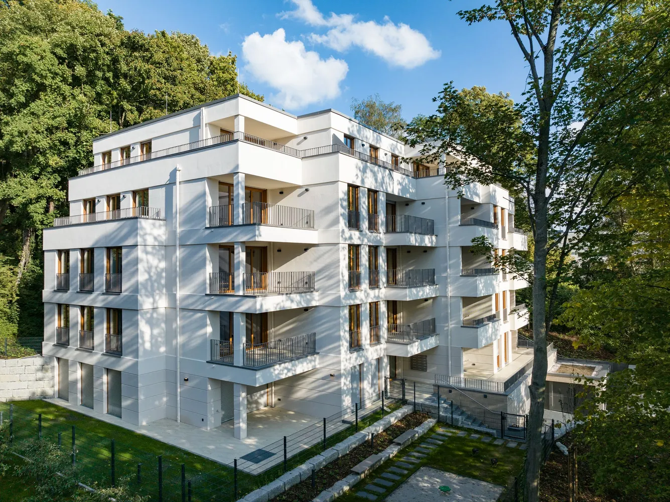 2 Zimmer Wohnung mit 68 m² in Aachen – Bild 1