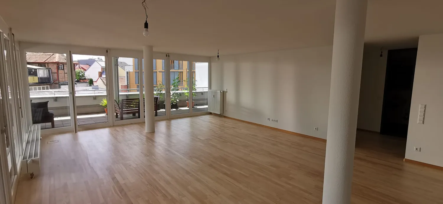 4 Zimmer Wohnung mit 144 m² in Lörrach – Bild 1