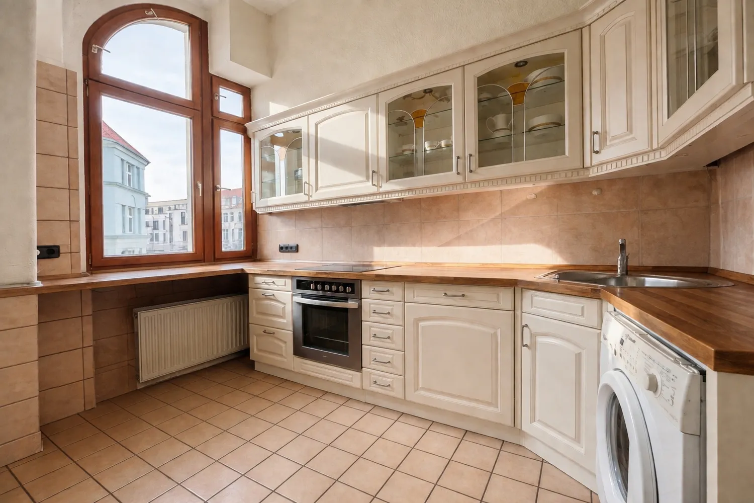2 Zimmer Wohnung mit 97 m² in Berlin – Bild 3