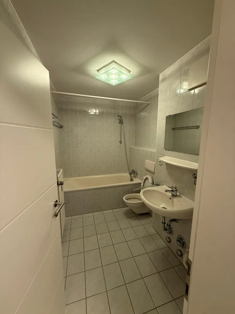 1 Zimmer Wohnung mit 35 m² in Augsburg – Bild 8