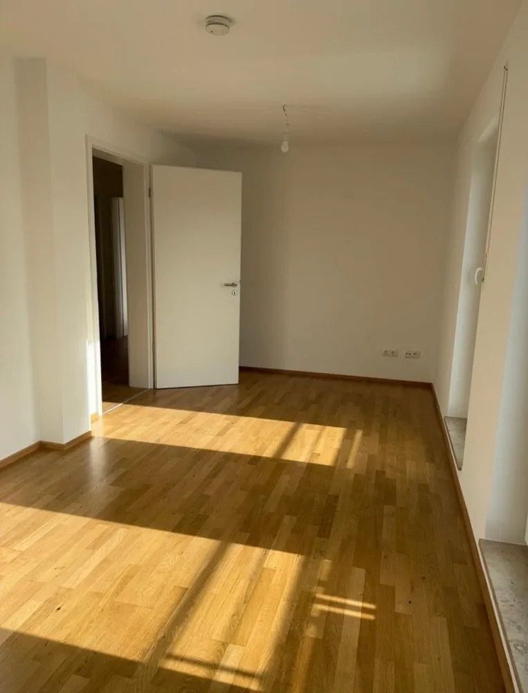 3 Zimmer Wohnung mit 129 m² in München – Bild 5