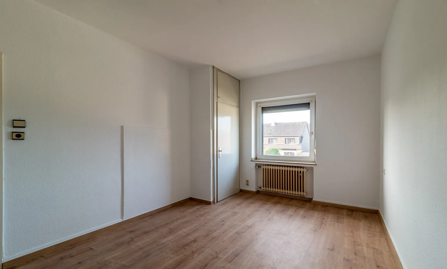 8 Zimmer Haus mit 180 m² in Köln – Bild 1