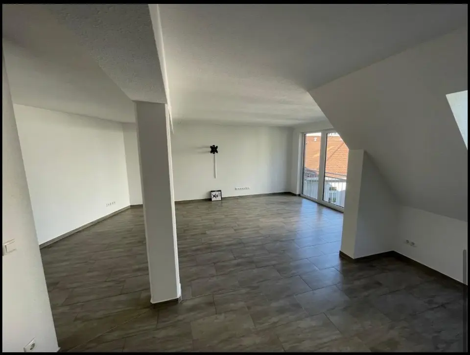 3 Zimmer Wohnung mit 78 m² in Suhl – Bild 2