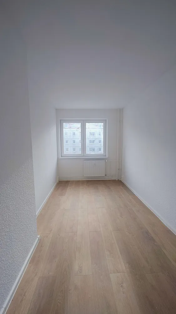 7 Zimmer Wohnung mit 118 m² in Halle (Saale) – Bild 7