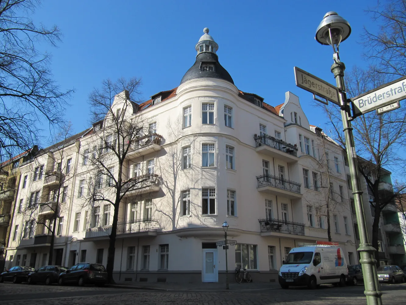 4 room apartment with 142 m² in Berlin – Photo 4