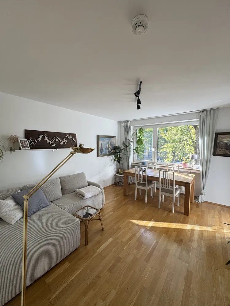 2 room apartment with 61 m² in Munich – Photo 2