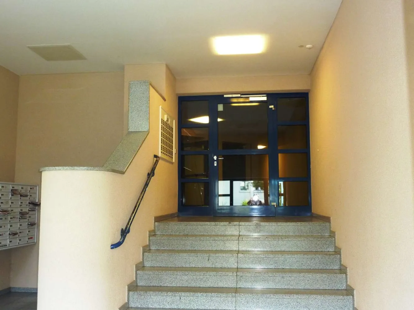 1 room apartment with 30 m² in Dresden – Photo 8