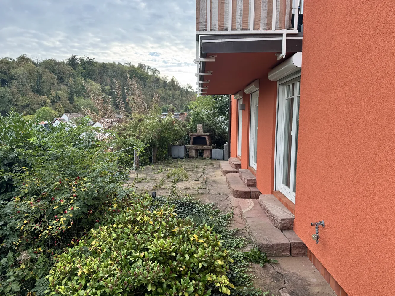 2 Zimmer Wohnung mit 105 m² in Weinheim – Bild 2
