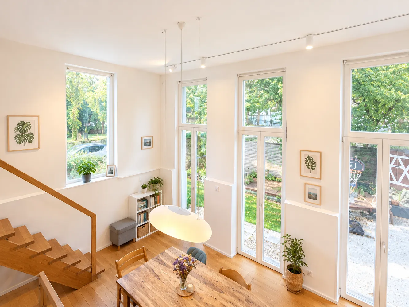 6 Zimmer Haus mit 130 m² in Stuttgart – Bild 1