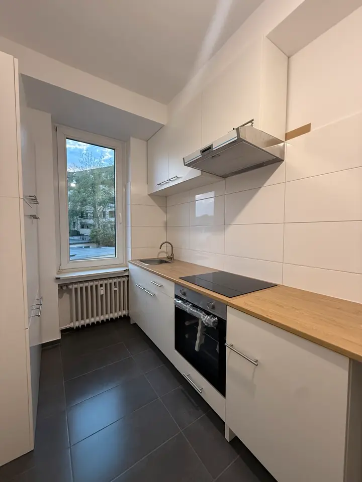 4 Zimmer Wohnung mit 91 m² in Düsseldorf – Bild 2