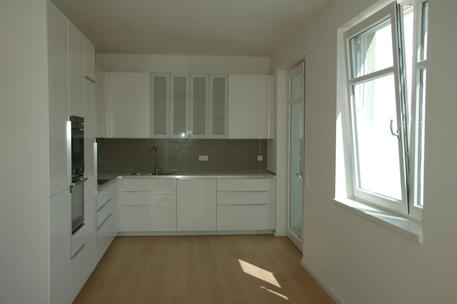 4 Zimmer Wohnung mit 187 m² in Düsseldorf – Bild 5
