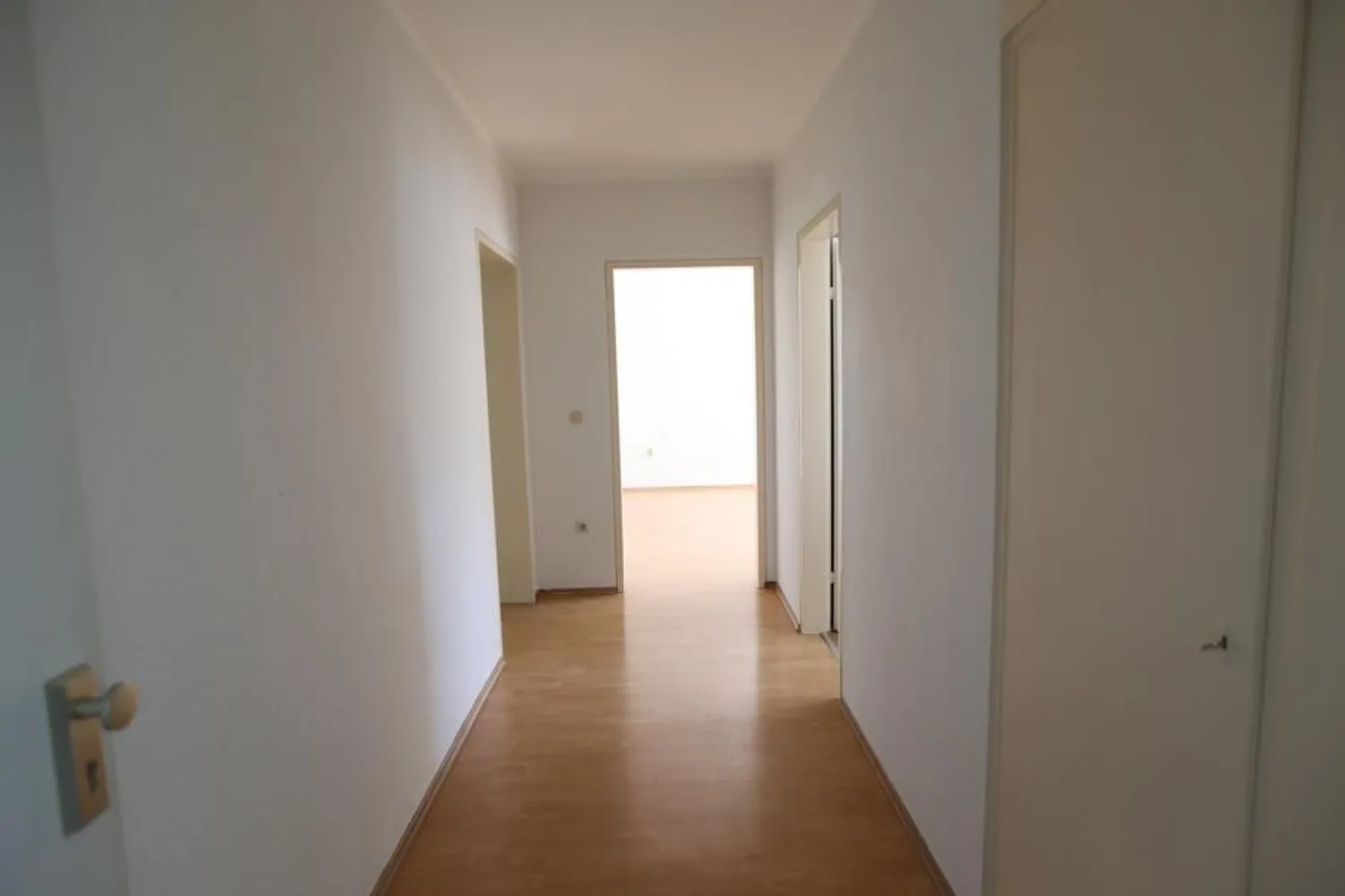 2 Zimmer Wohnung mit 60 m² in Wiesbaden – Bild 8