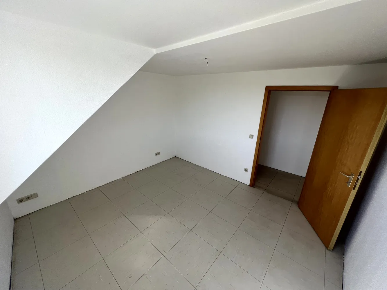 2 Zimmer Wohnung mit 55 m² in Duisburg – Bild 11