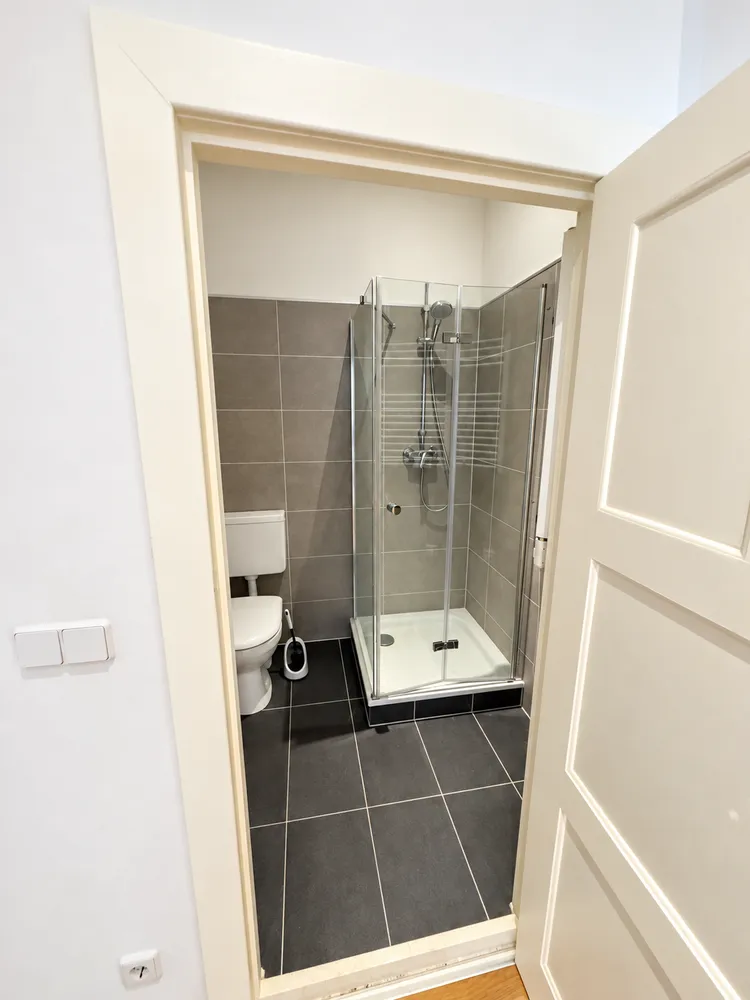 2 room apartment with 56 m² in Berlin – Photo 6