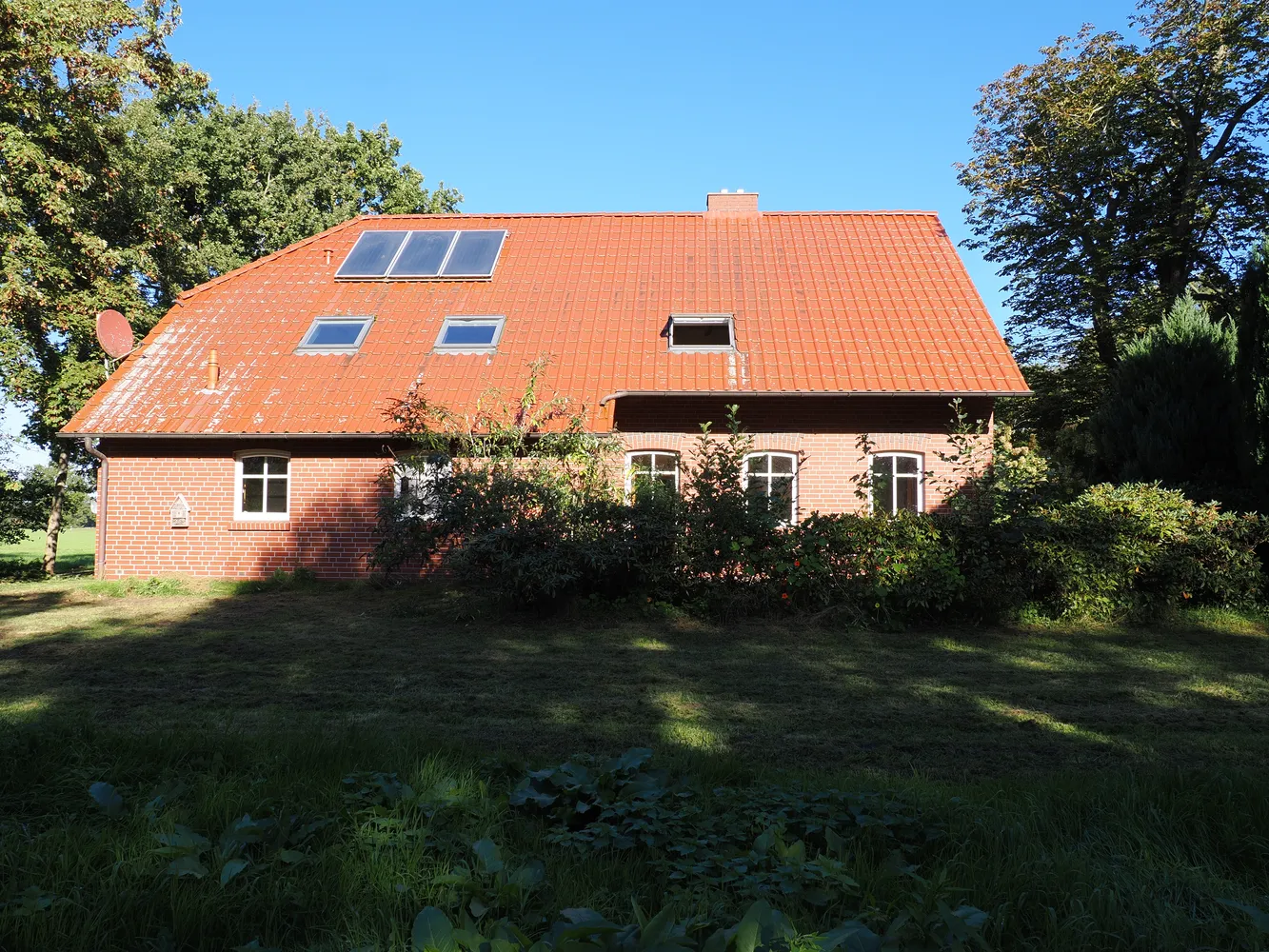 7 room house with 200 m² in Aurich – Photo 9