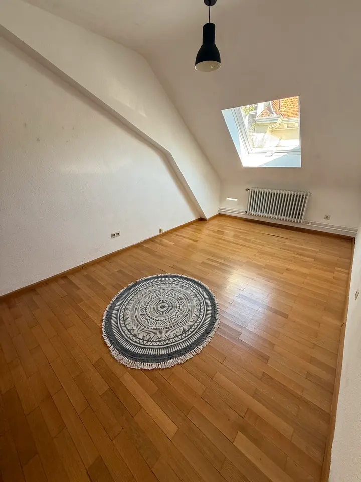6 Zimmer Wohnung mit 160 m² in Freiburg im Breisgau – Bild 5