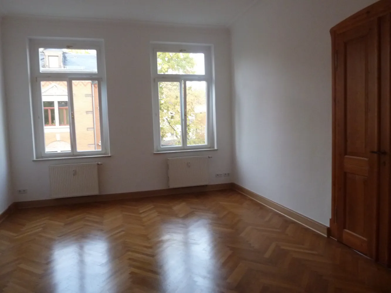 5 Zimmer Wohnung mit 130 m² in Radebeul – Bild 3