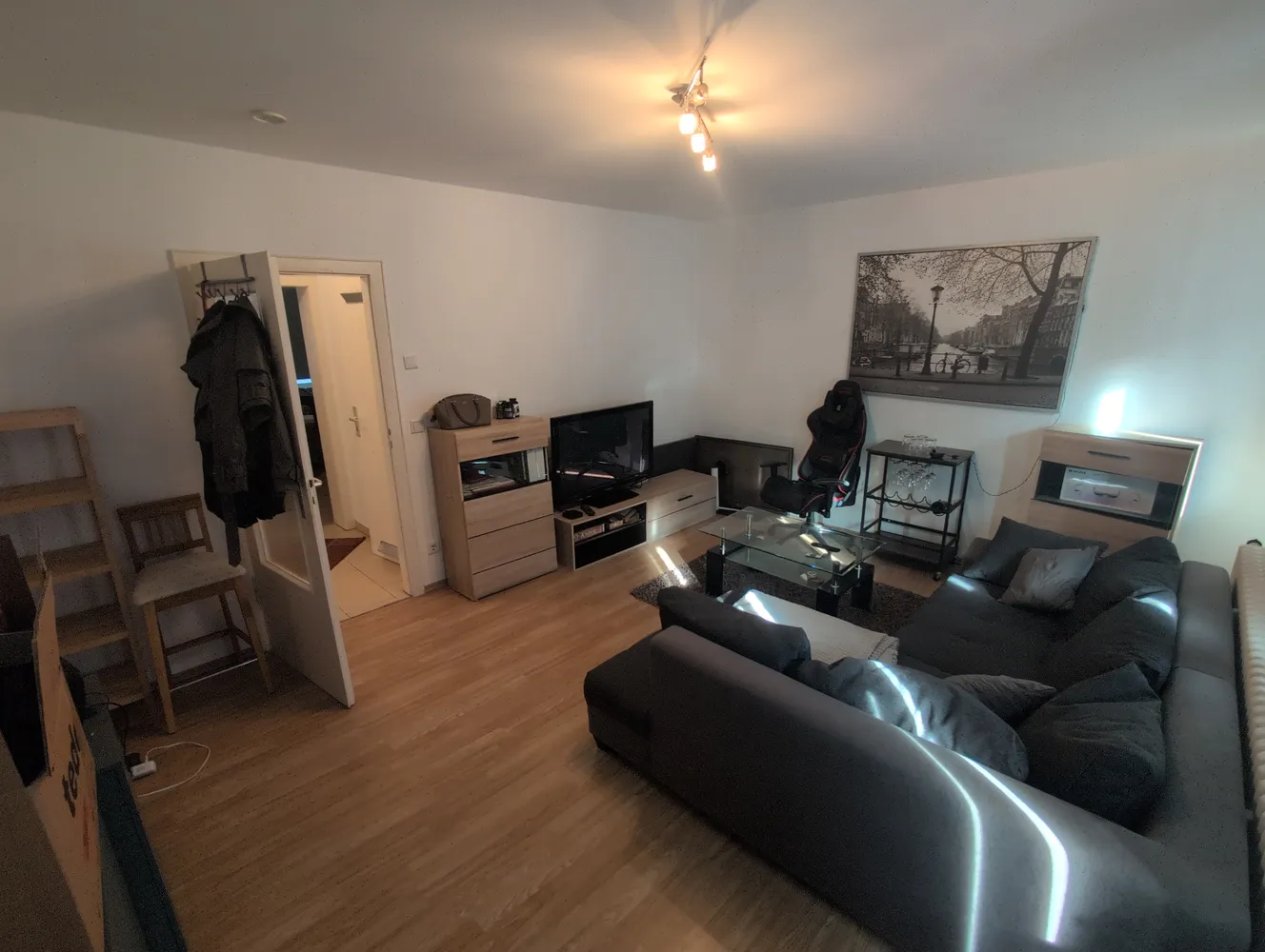 2 Zimmer Wohnung mit 58 m² in Krefeld – Bild 2