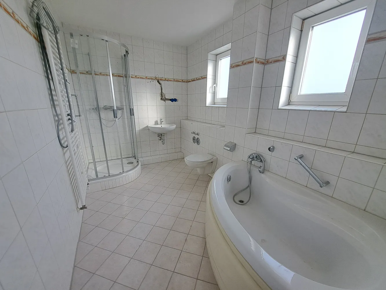 4 Zimmer Wohnung mit 93 m² in Bremerhaven – Bild 9