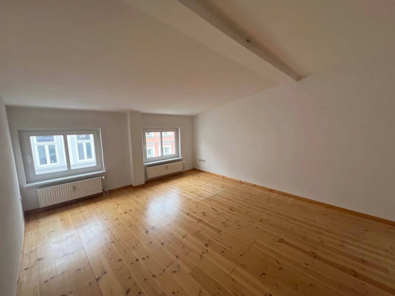 2 Zimmer Wohnung mit 100 m² in Rostock – Bild 4