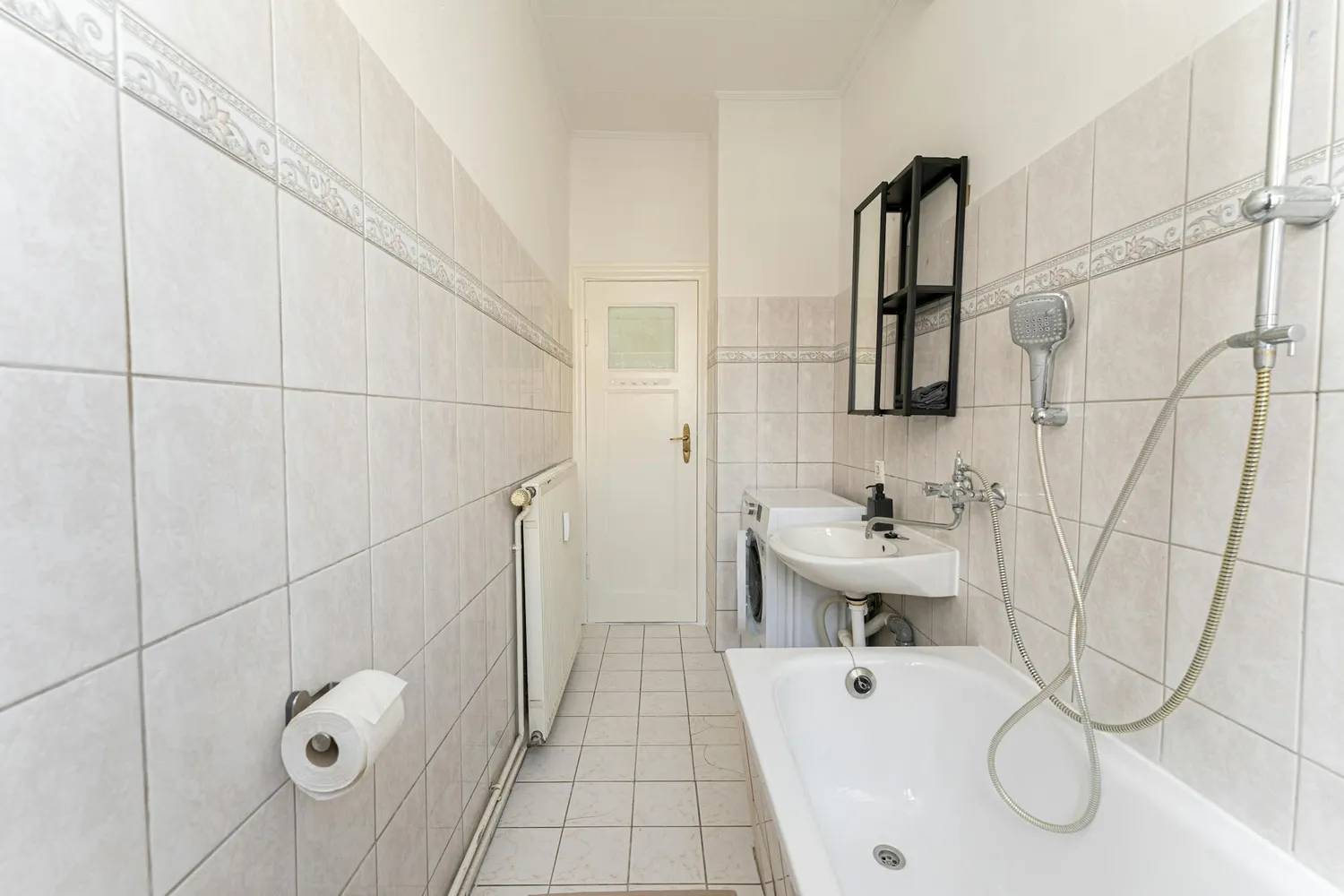 Shared room with 9 m² in Berlin – Photo 10