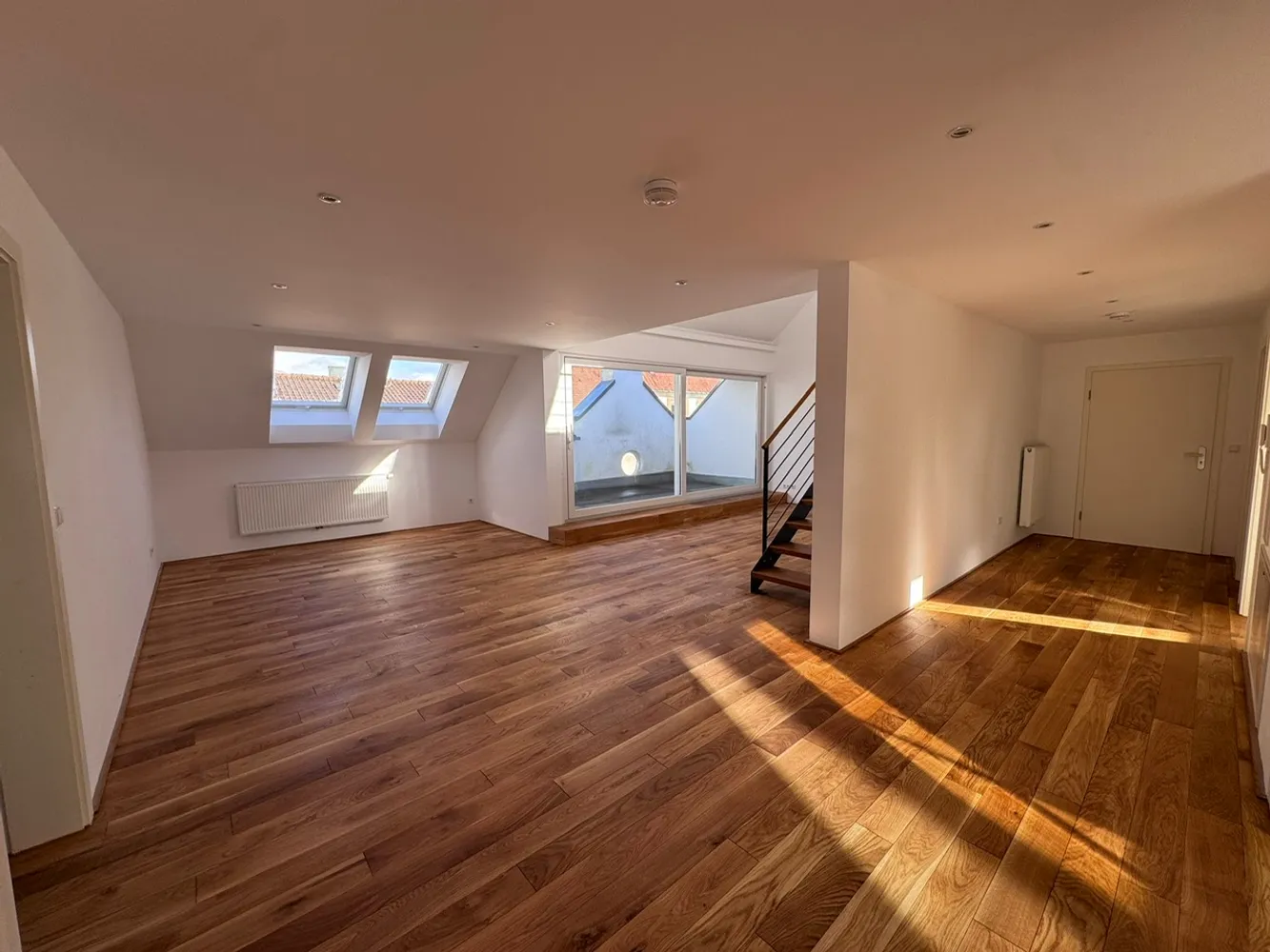 5 room apartment with 170 m² in Stuttgart – Photo 1