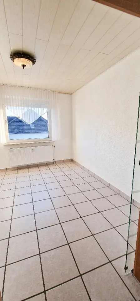 4 Zimmer Wohnung mit 70 m² in Oberhausen – Bild 4