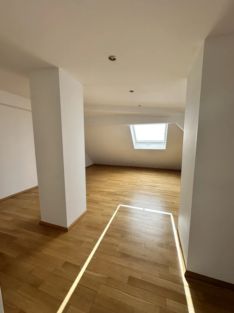 4 Zimmer Wohnung mit 109 m² in Stuttgart – Bild 12