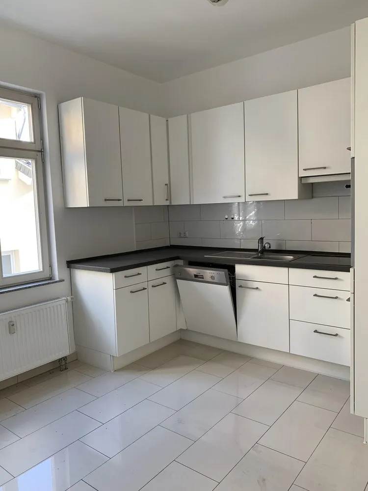 5 Zimmer Wohnung mit 140 m² in Gießen – Bild 2