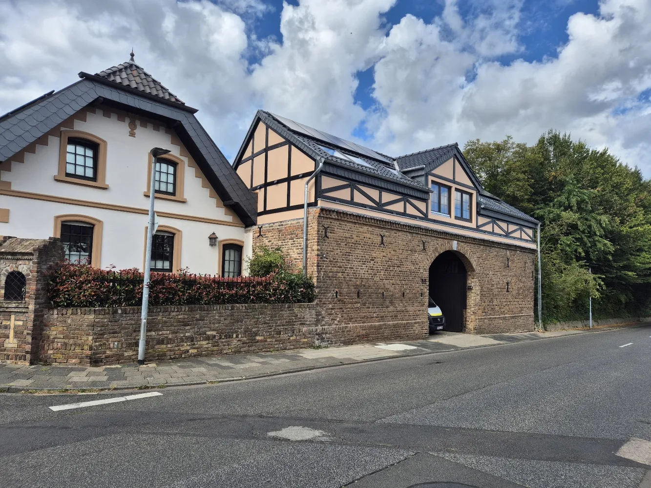 2 room apartment with 94 m² in Bergheim – Photo 4