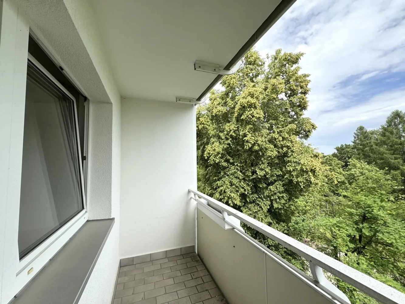 3 room apartment with 69 m² in Chemnitz – Photo 5