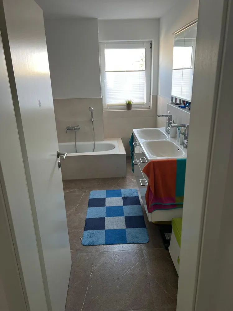 5 Zimmer Wohnung mit 153 m² in Bonn – Bild 1