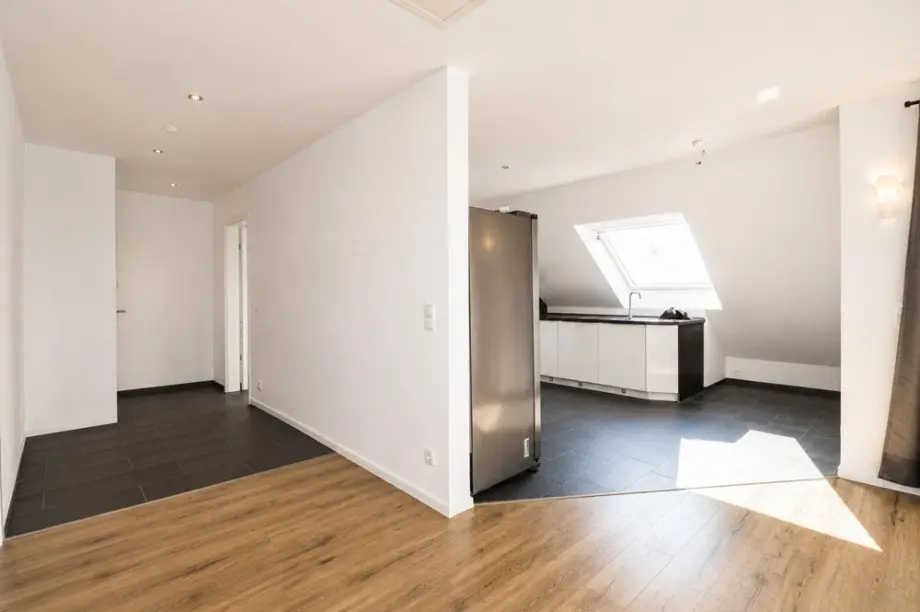 4 Zimmer Wohnung mit 98 m² in Oldenburg – Bild 2