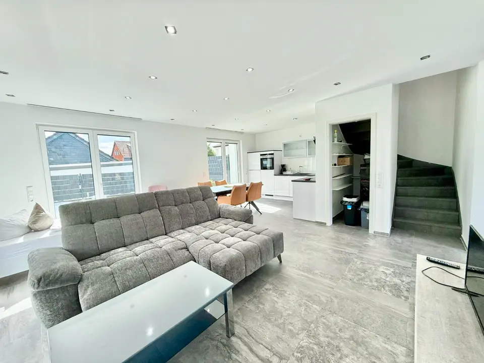 Shared room with 130 m² in Wolfsburg – Photo 2