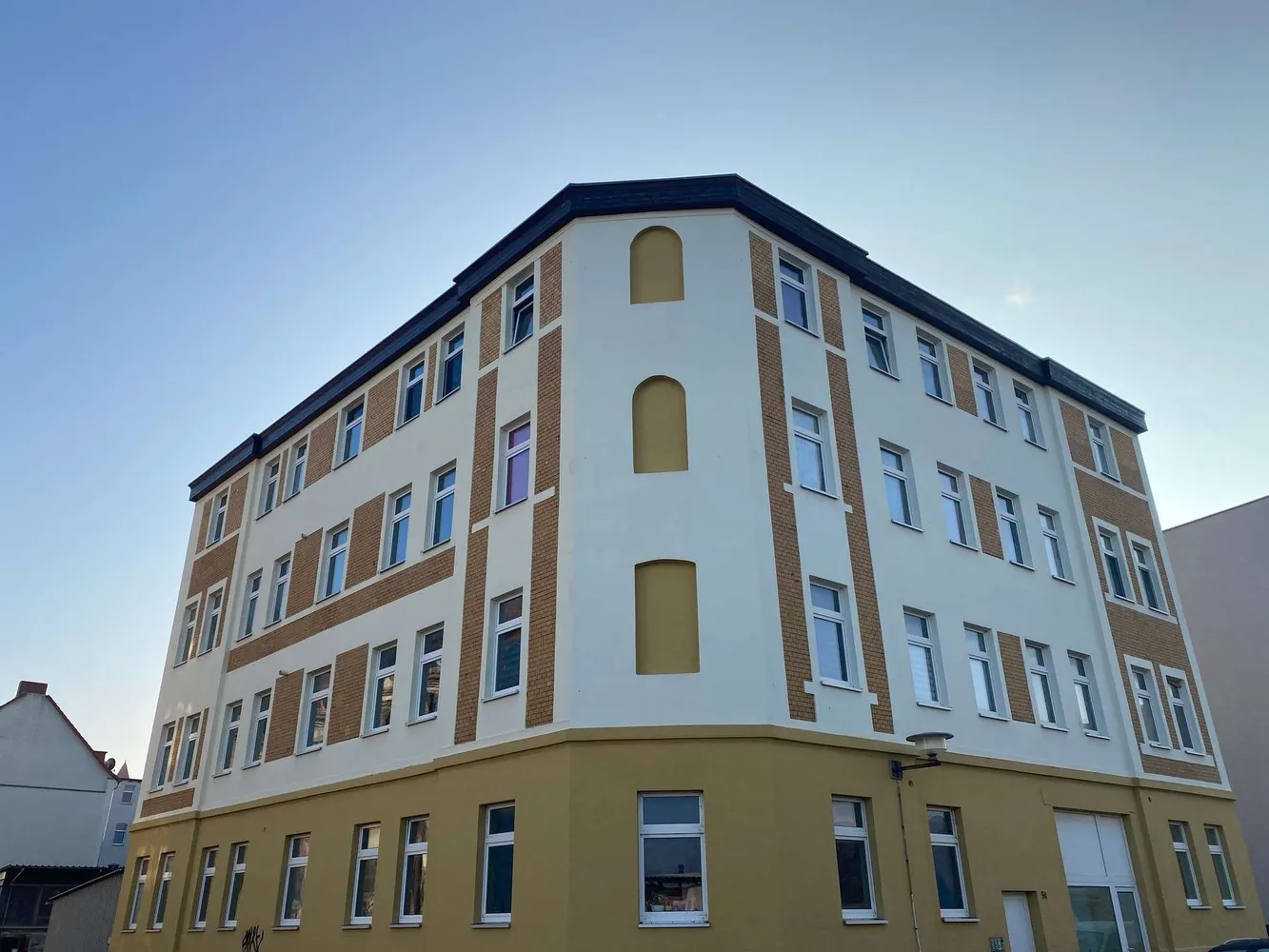 2 Zimmer Wohnung mit 53 m² in Halle (Saale) – Bild 1