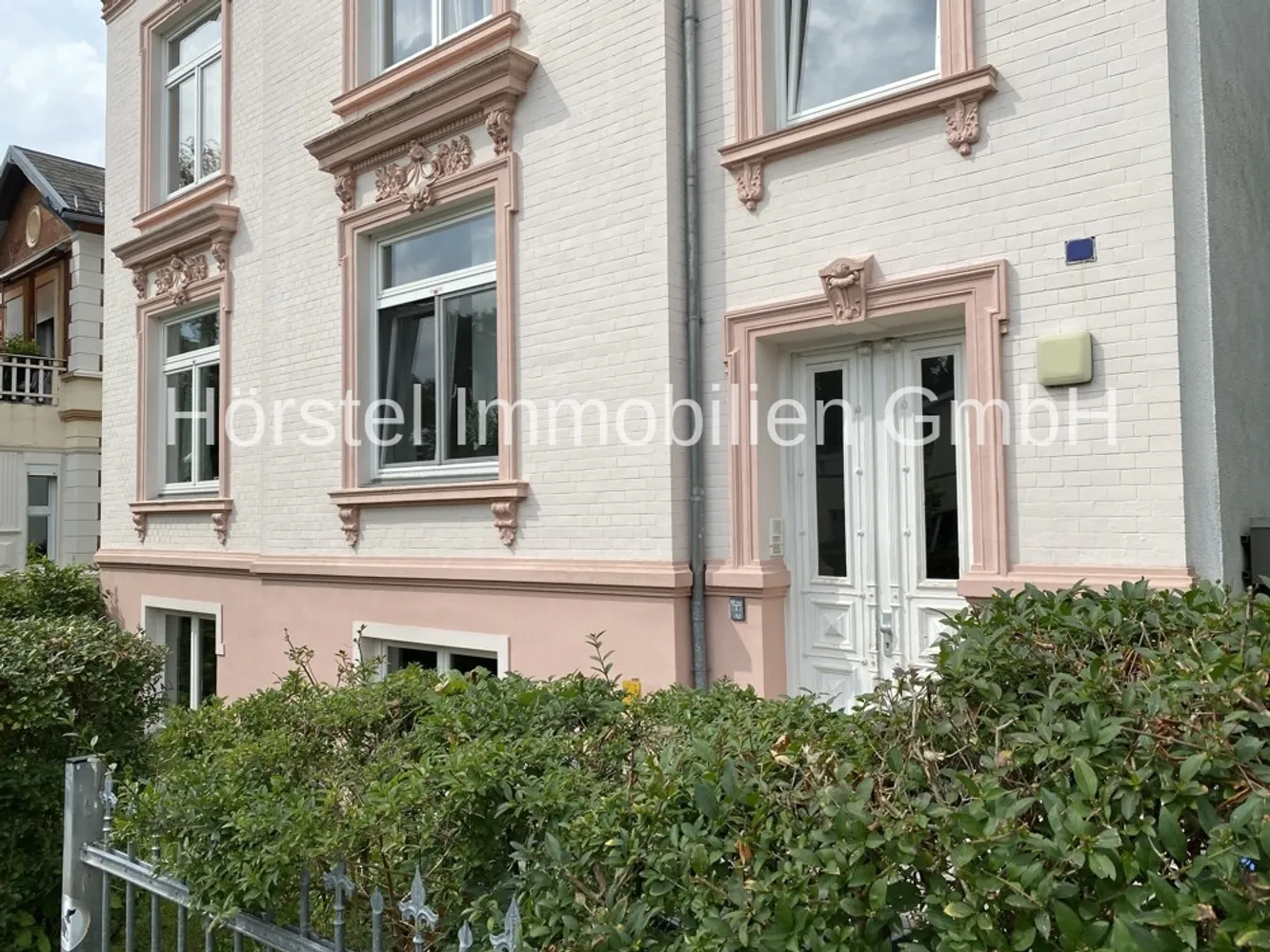 4 Zimmer Wohnung mit 98 m² in Hamburg – Bild 1