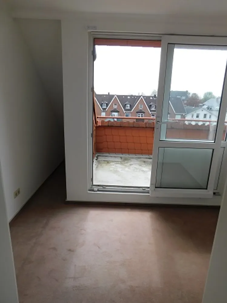 3 Zimmer Wohnung mit 110 m² in Cuxhaven – Bild 4