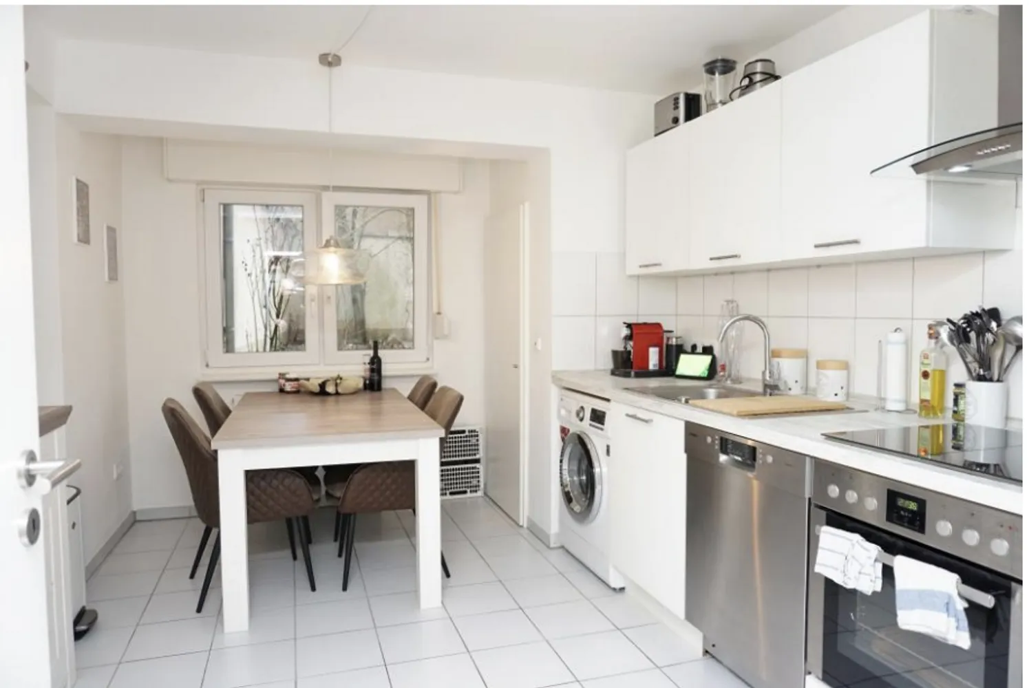 2 Zimmer Wohnung mit 60 m² in Köln – Bild 4