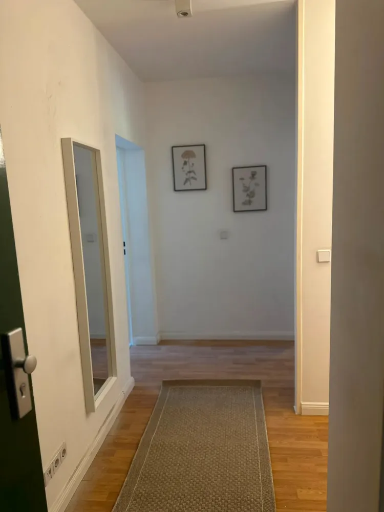 Shared room with 15 m² in Berlin – Photo 4